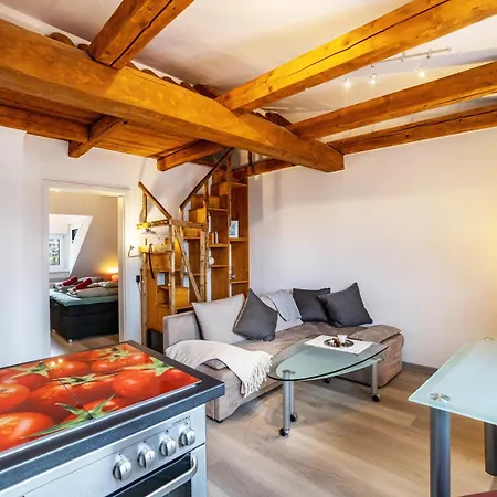 Im Harzer Vogelnest Meisennest *